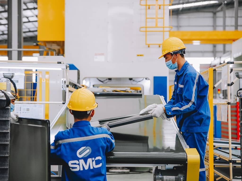 Sau năm lỗ kỷ lục, ban lãnh đạo Thép SMC không nhận thù lao trong năm 2022 và 2023