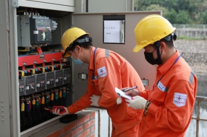 Thận trọng tăng giá điện