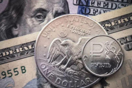 Lo ngại vốn nước ngoài tháo chạy khỏi Nga, đồng rúp lao dốc