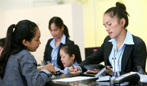 NHTW Campuchia tiếp tục nỗ lực giảm tình trạng đô la hóa