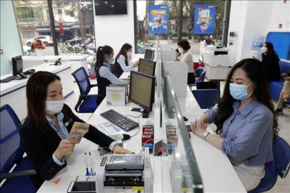 Lãi suất tiết kiệm giảm mạnh, kỳ hạn 12 tháng chỉ còn 8,6%/năm