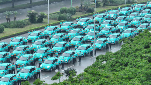 Thêm hãng taxi điện đầu tiên phục vụ người tham gia giao thông Hà Nội từ ngày 14/4