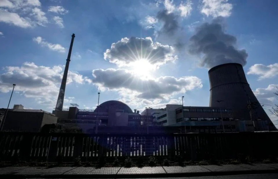 Nước Đức chia rẽ vì đóng cửa 3 nhà máy điện hạt nhân cuối cùng