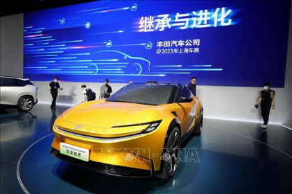 Các nhà sản xuất ô tô ra mắt nhiều mẫu xe điện mới tại Triển lãm Ô tô Thượng Hải
