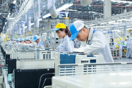 Sản xuất công nghiệp tháng 4 tăng trở lại