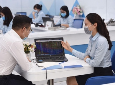 Thận trọng “mua đuổi” cổ phiếu