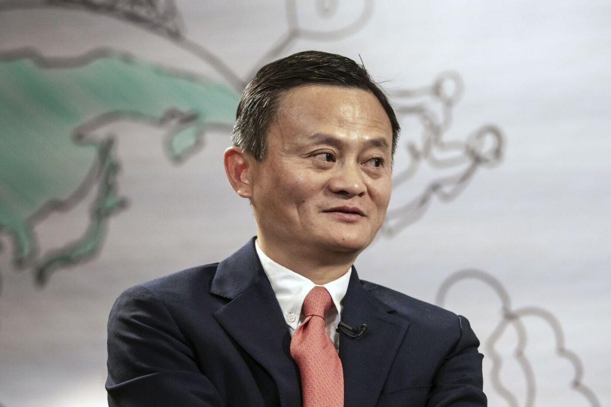 Jack Ma quay lại với nghề giáo
