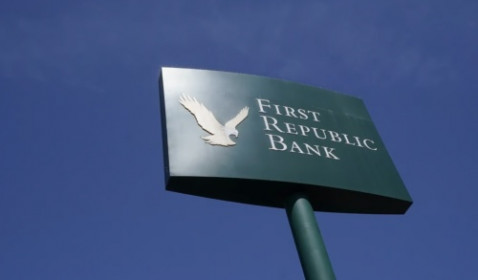 First Republic Bank bị buộc “bán mình” cho JPMorgan Chase