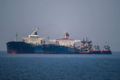 Công ty vận tải biển Hy Lạp kiếm bộn tiền nhờ chở dầu mỏ Nga
