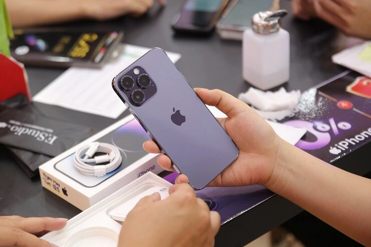 iPhone 14 Pro Max "sụt" giá theo tuần: Giá iPhone ở Việt Nam hiện đang thấp nhất TG?