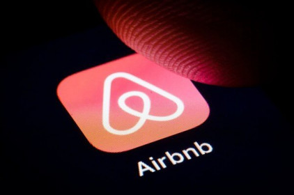 Nhóm cổ phiếu liên quan đến du lịch sụt giảm sau dự báo ảm đạm của Airbnb