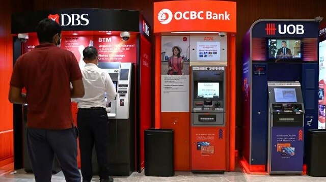 Các ngân hàng ASEAN mắc kẹt vì rủi ro tín dụng, lãi suất