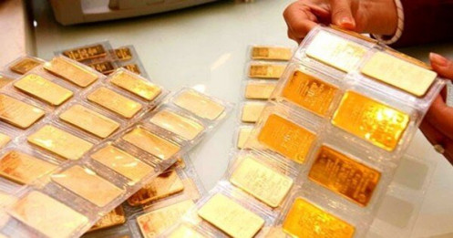 Vàng SJC cao 'vênh' giá thế giới hơn 10 triệu đồng/lượng