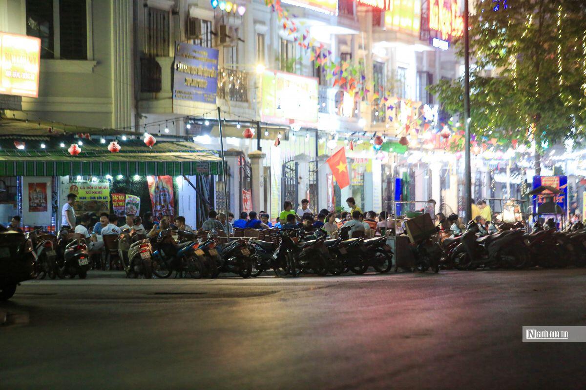 Hà Nội: Vỉa hè tiếp tục bị tái lấn chiếm