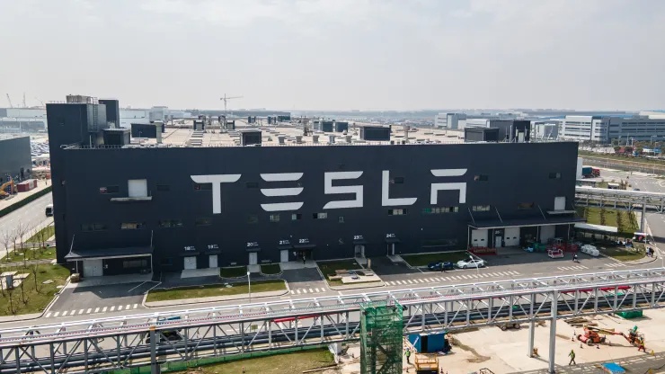 Trung Quốc quan trọng ra sao với Tesla và thị trường xe điện toàn cầu?