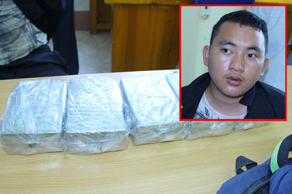 Vận chuyển trái phép 10 bánh heroin từ Lào về Việt Nam