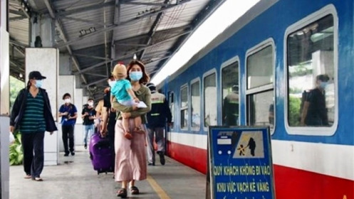Đường sắt lập thêm 2 đôi tàu Thống nhất Hà Nội - Sài Gòn