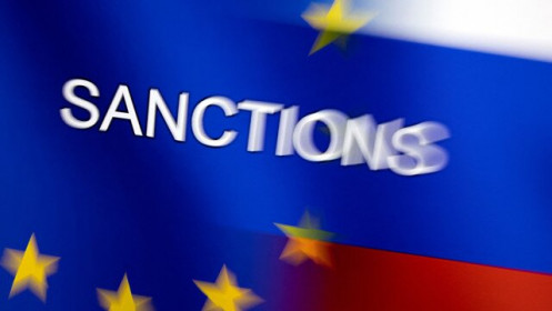 EU đang “tự bắn vào chân mình” khi trừng phạt Nga