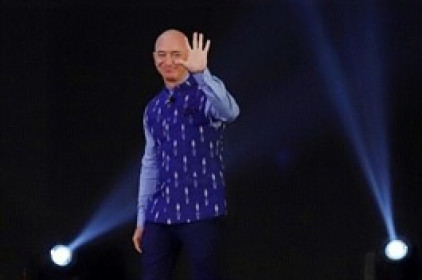 Jeff Bezos mua 1 cổ phiếu Amazon