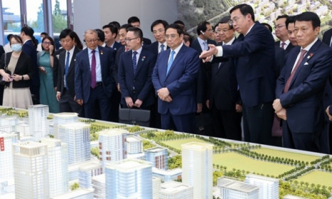 Thủ tướng Phạm Minh Chính ấn tượng với "thành phố trong mơ" của Trung Quốc
