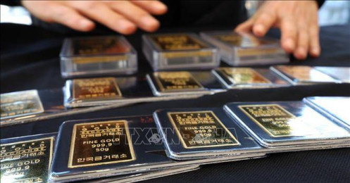Giá vàng châu Á chạm ngưỡng thấp nhất trong hơn 3 tháng