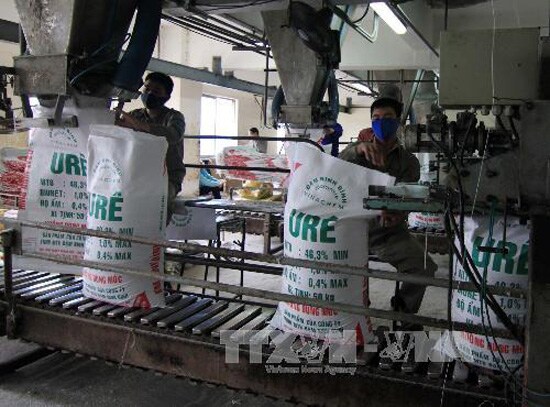 Thị trường phân bón 6 tháng cuối năm: Giá phân đạm ure phục hồi
