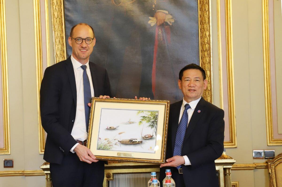 Nâng tầm quan hệ hợp tác tài chính Việt Nam - Vương quốc Bỉ