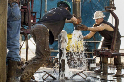 Quyền lực của OPEC suy giảm vì Mỹ bùng nổ sản xuất dầu