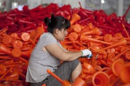 Ngành nhựa toàn cầu sắp dư cung vì Trung Quốc?