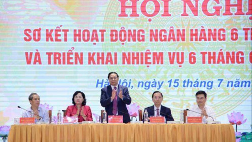 Lãi  suất  cho  vay  mới  đã  giảm 0,5% đến  3% so  với  cuối  năm ngoái