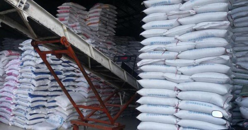 Ấn Độ cấm xuất khẩu gạo: Cổ phiếu gạo Việt Nam "thăng hoa"