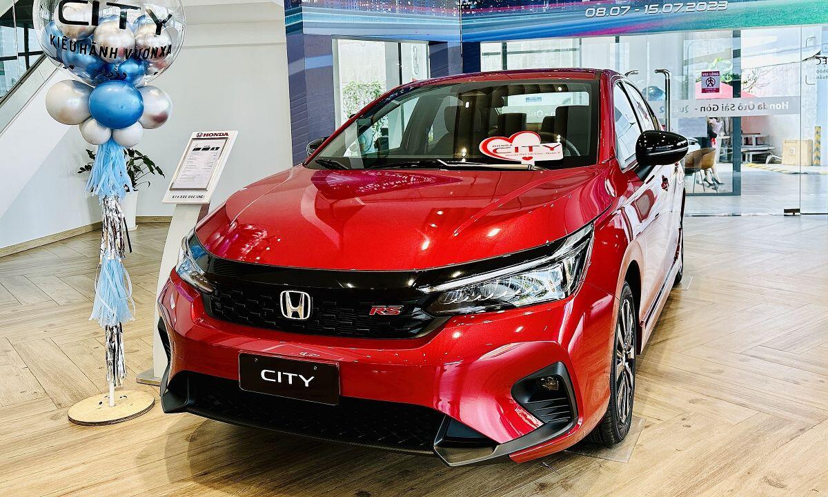 Honda City mới giảm giá hàng chục triệu đồng