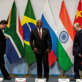 Lộ trình mở rộng BRICS vấp phải “đá tảng”