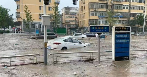 Bắc Kinh và vùng lân cận ngập lụt vì mưa lớn, ít nhất 20 người thiệt mạng