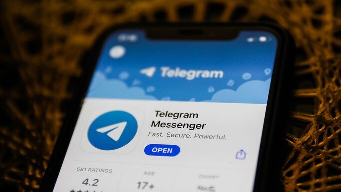 Lừa đảo bủa vây, làm sao thoát: Cứ vào Telegram là dính bẫy