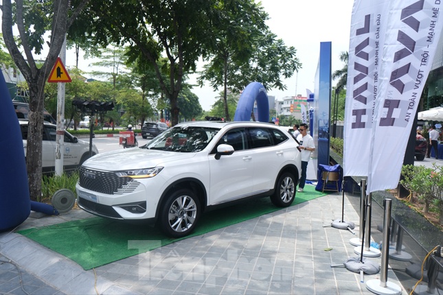 Thị trường xe hybrid tại Việt Nam