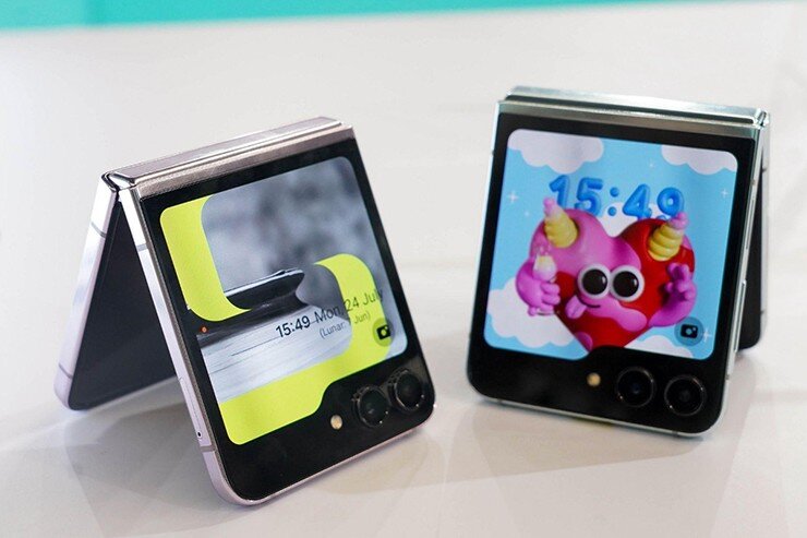 Samsung đang là “Apple của smartphone màn hình gập”
