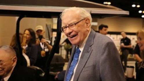 Warren Buffett lãi 26 tỷ USD từ đầu tư chứng khoán, sở hữu núi tiền mặt 150 tỷ USD