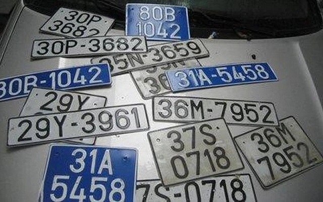 Có phải đổi biển số xe hiện tại thành biển số định danh từ ngày 15/8/2023 không?
