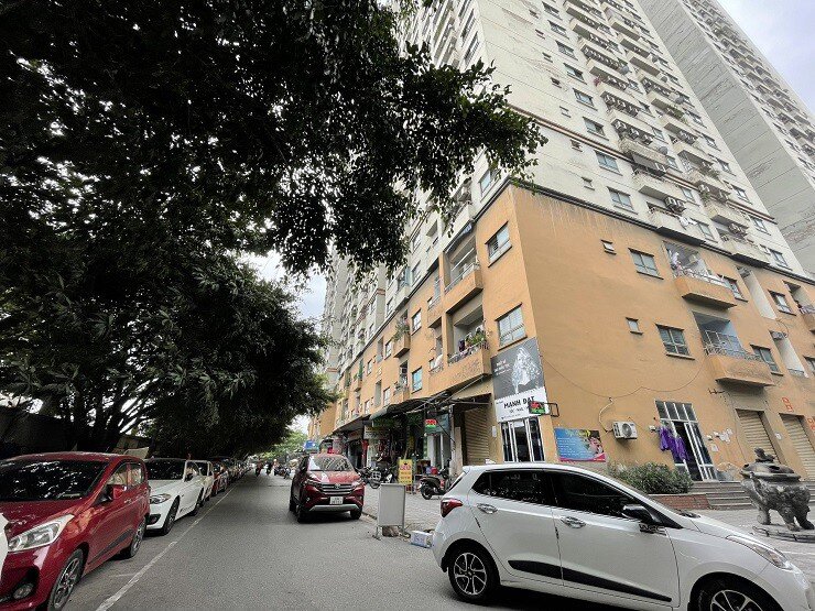“Căn hộ xây trái phép nên không thể định giá”: Hàng trăm khách hàng mua chung cư CT6 Kiến Hưng (Hà Đông) ra sao?