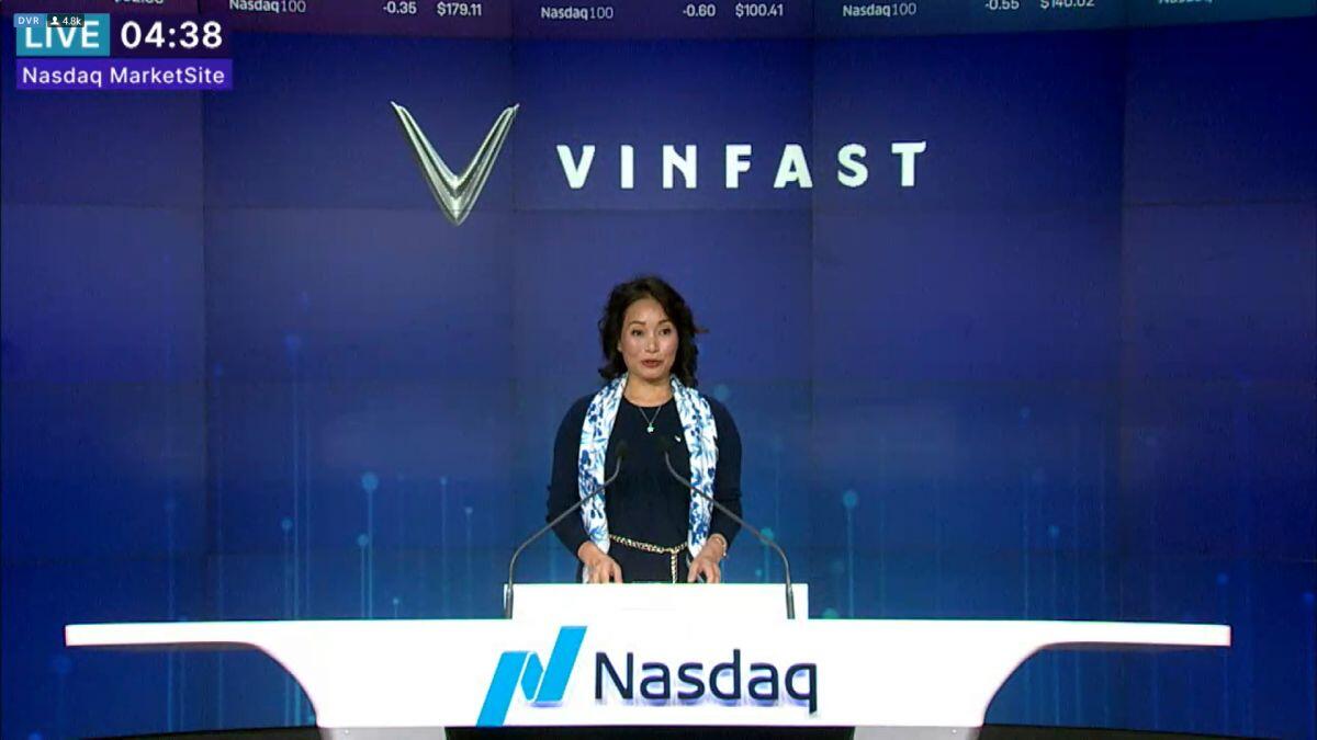 Cổ phiếu VinFast phi mã, tài sản tỷ phú Phạm Nhật Vượng tăng 39 tỷ USD