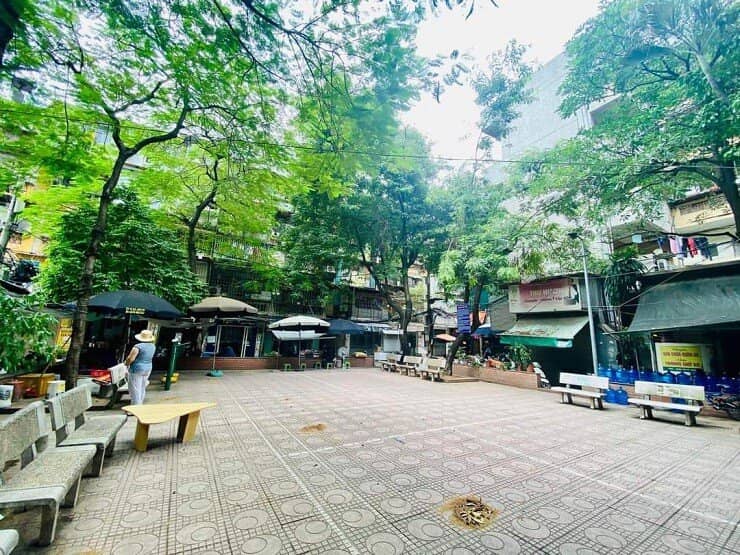 Ôm cả đống nợ vì “sai lầm” vay tiền mua nhà tập thể cũ cho thuê... chờ lên giá