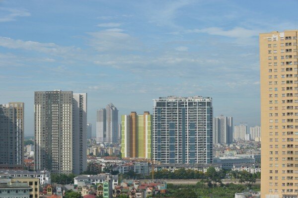 Giá nhà liên tục tăng, người có nhu cầu thực lo lắng