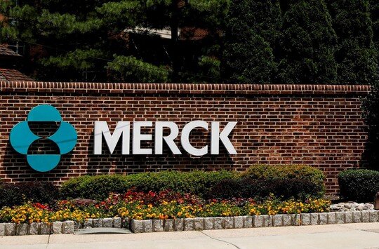 Merck tăng trưởng nhờ thu mua thương hiệu lớn