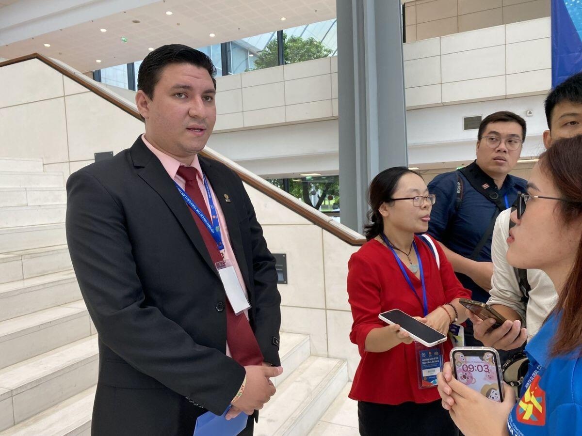 Nghị sĩ Malaysia kinh ngạc khi quay lại Việt Nam sau 10 năm