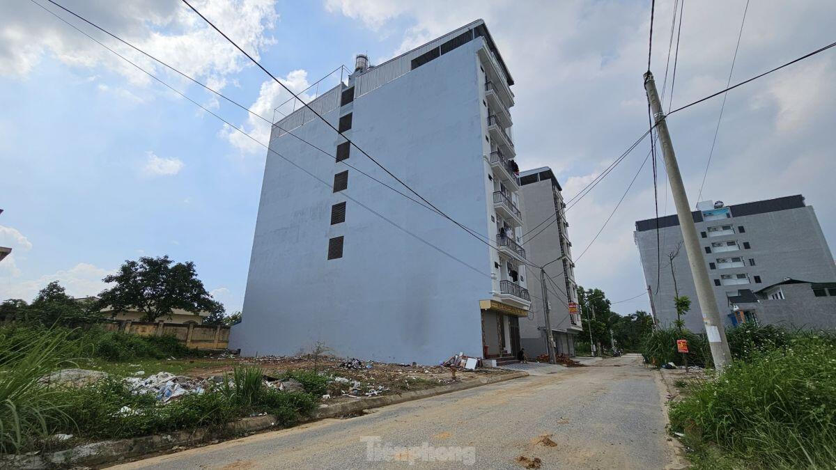 Xâm nhập 'phủ thủ' chung cư mini không phép ở ngoại thành Hà Nội