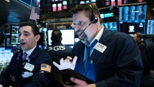 Mất gần 400 điểm, Dow Jones chứng kiến phiên tồi tệ nhất kể từ tháng 3/2023