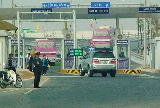 Thí điểm thu phí không dừng xe vào sân bay Nội Bài, Tân Sơn Nhất