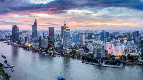 Ngành bất động sản “vượt bão”