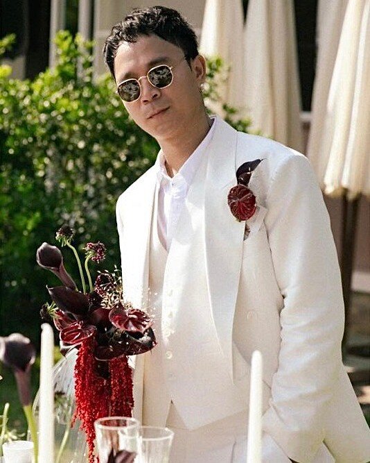 Gia thế chồng thiếu gia, dùng đồ hiệu tiền tỷ vừa làm lễ ăn hỏi với "Cô em trendy" Khánh Linh